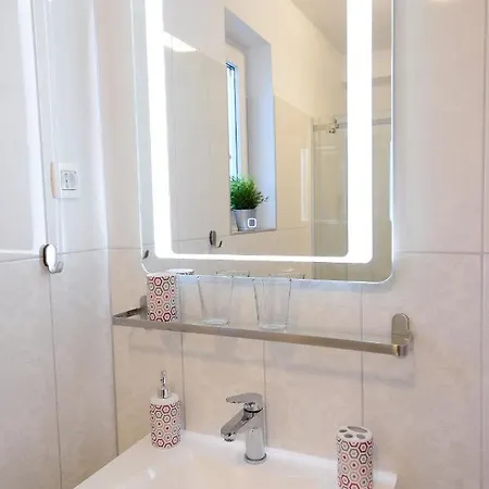 Basioli1 Apartment *